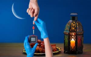 مدیریت نوسانات قند خون در ماه رمضان